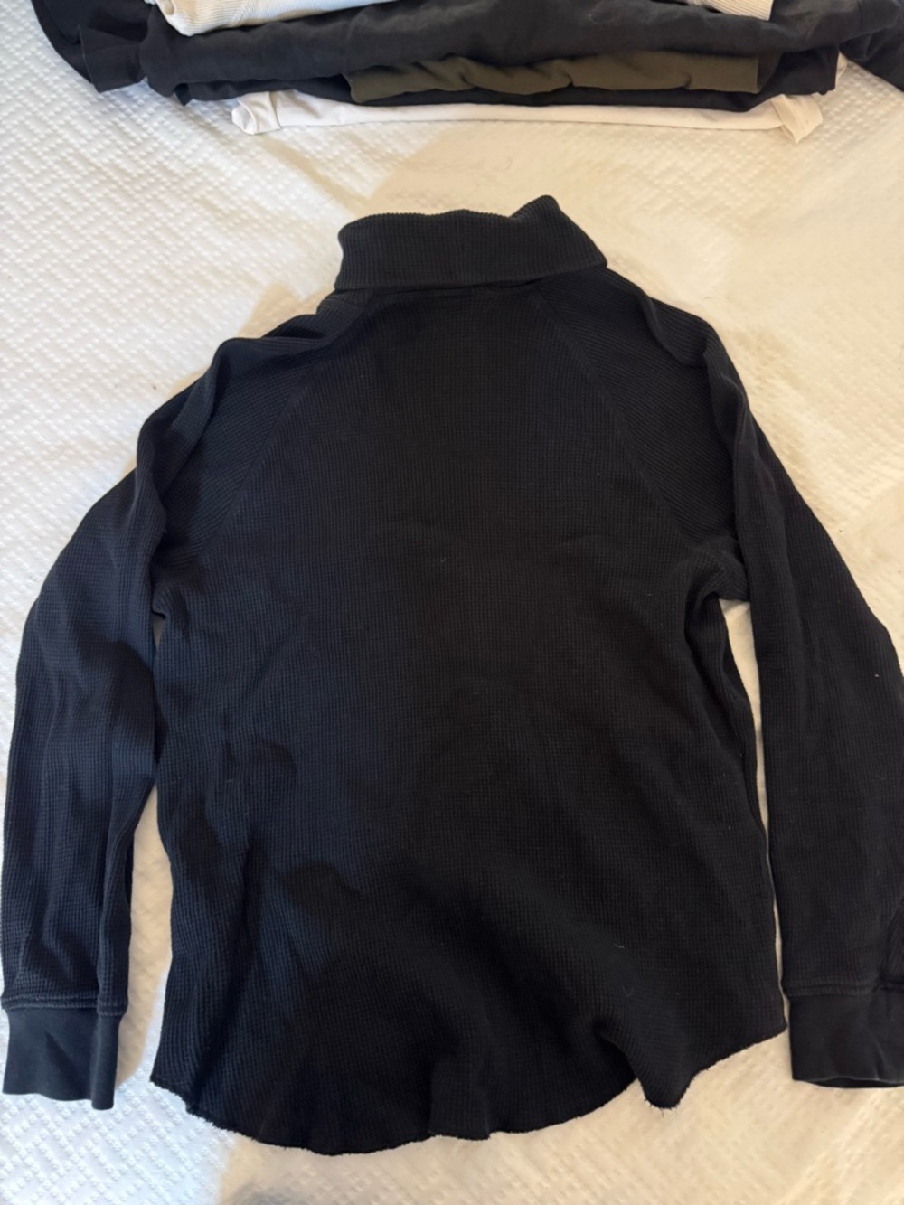 Everlane Waffle Knit Turtleneck t shirts